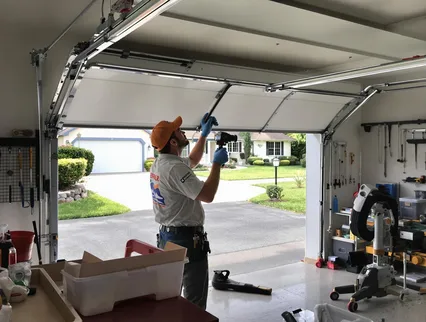Local Garage Door Repair in Willowick